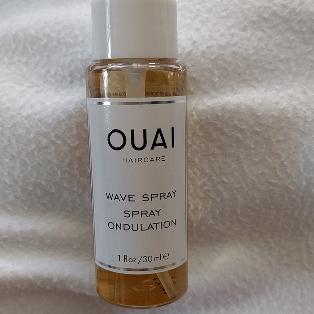 Ouai Wave Spray